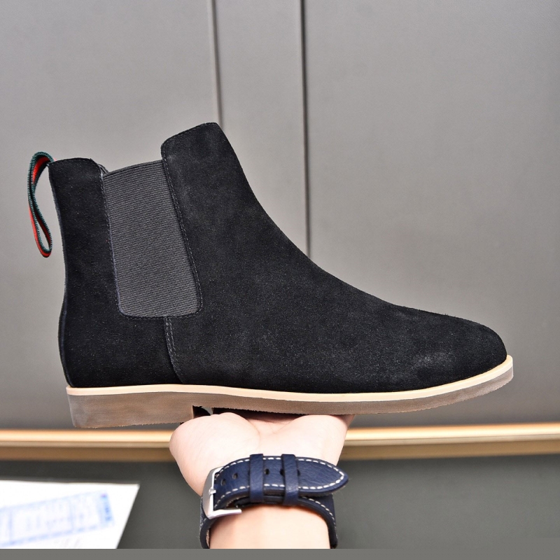 G*u*i boots